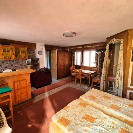 Gaestehaus Auf Der Hoehe Lejlighed *