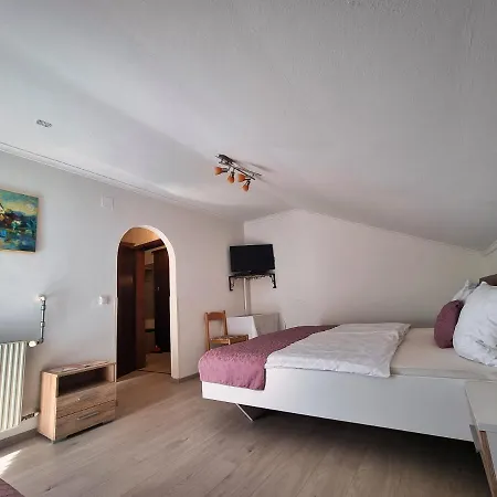 Gaestehaus Auf Der Hoehe *