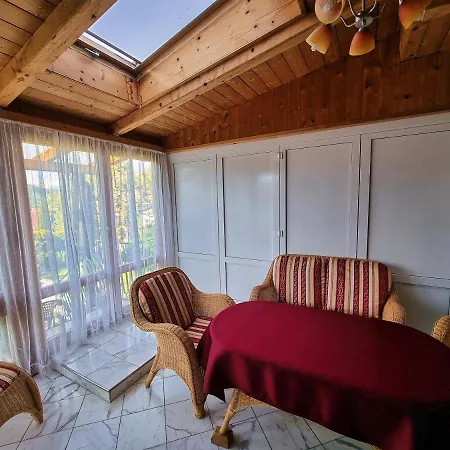 Διαμέρισμα Gaestehaus Auf Der Hoehe Keutschach am See