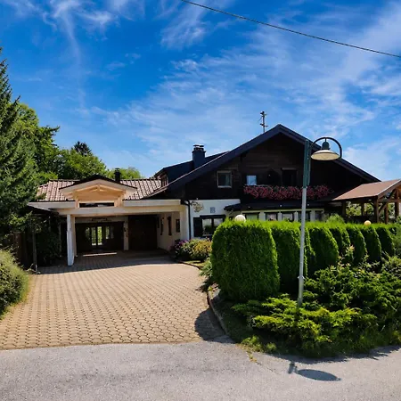 Gaestehaus Auf Der Hoehe *