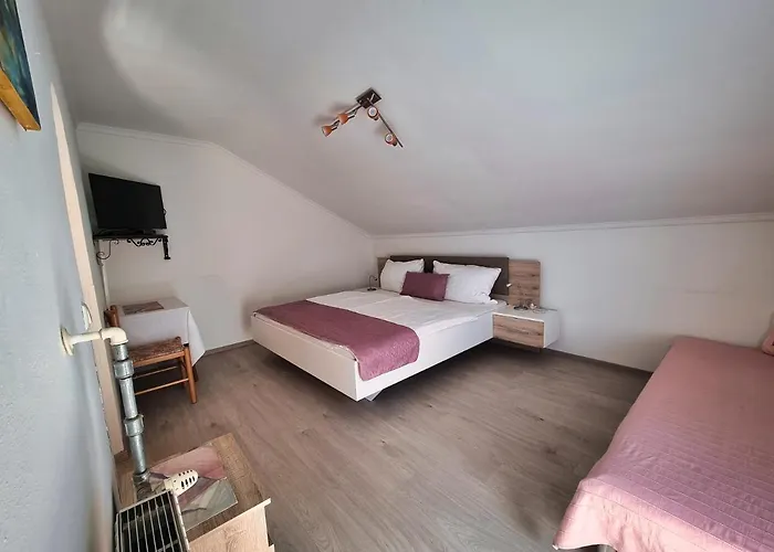 Gaestehaus Auf Der Hoehe Keutschach am See